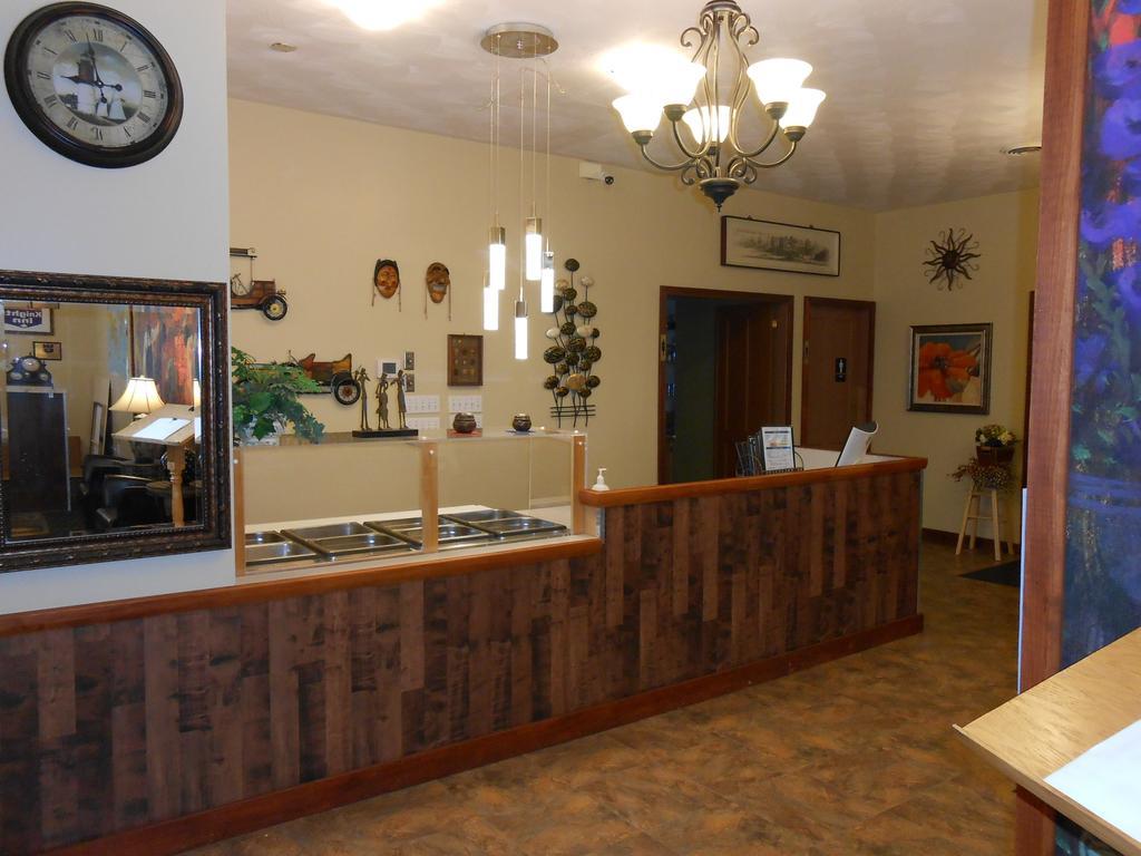 Knights Inn Вудсток Экстерьер фото