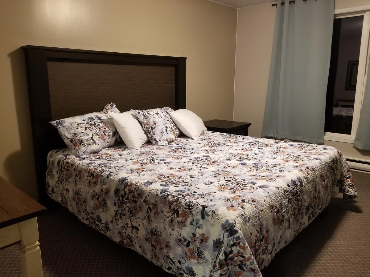 Knights Inn Вудсток Экстерьер фото