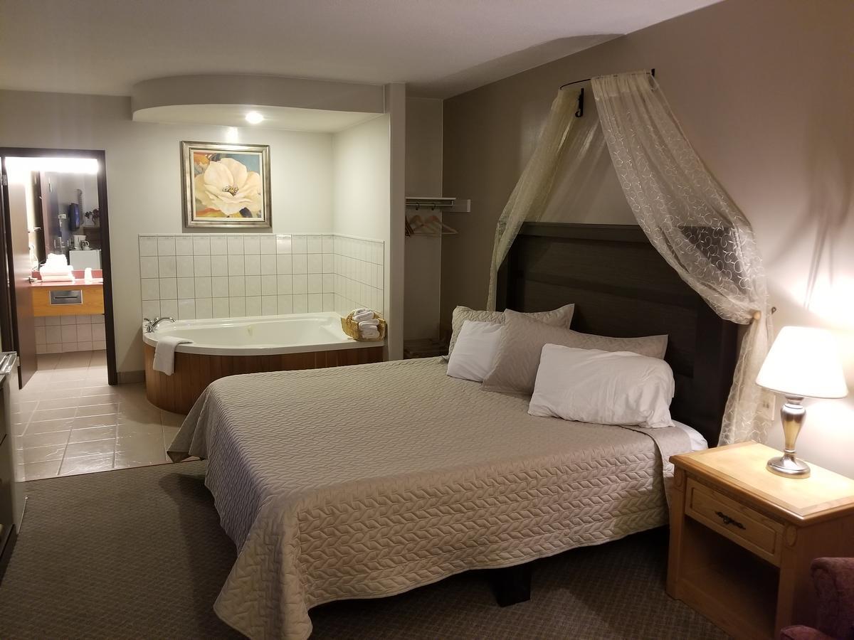 Knights Inn Вудсток Экстерьер фото
