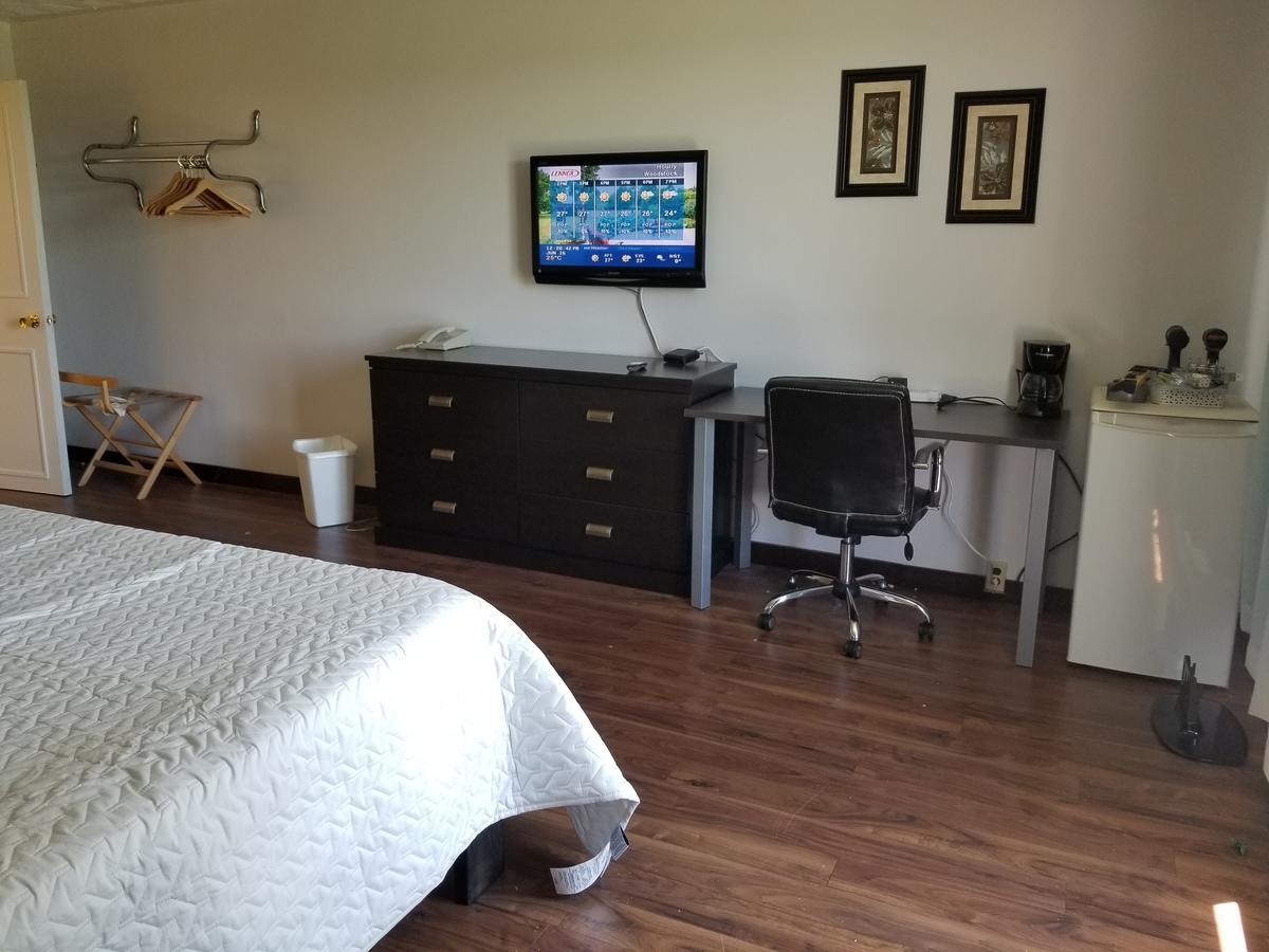 Knights Inn Вудсток Экстерьер фото