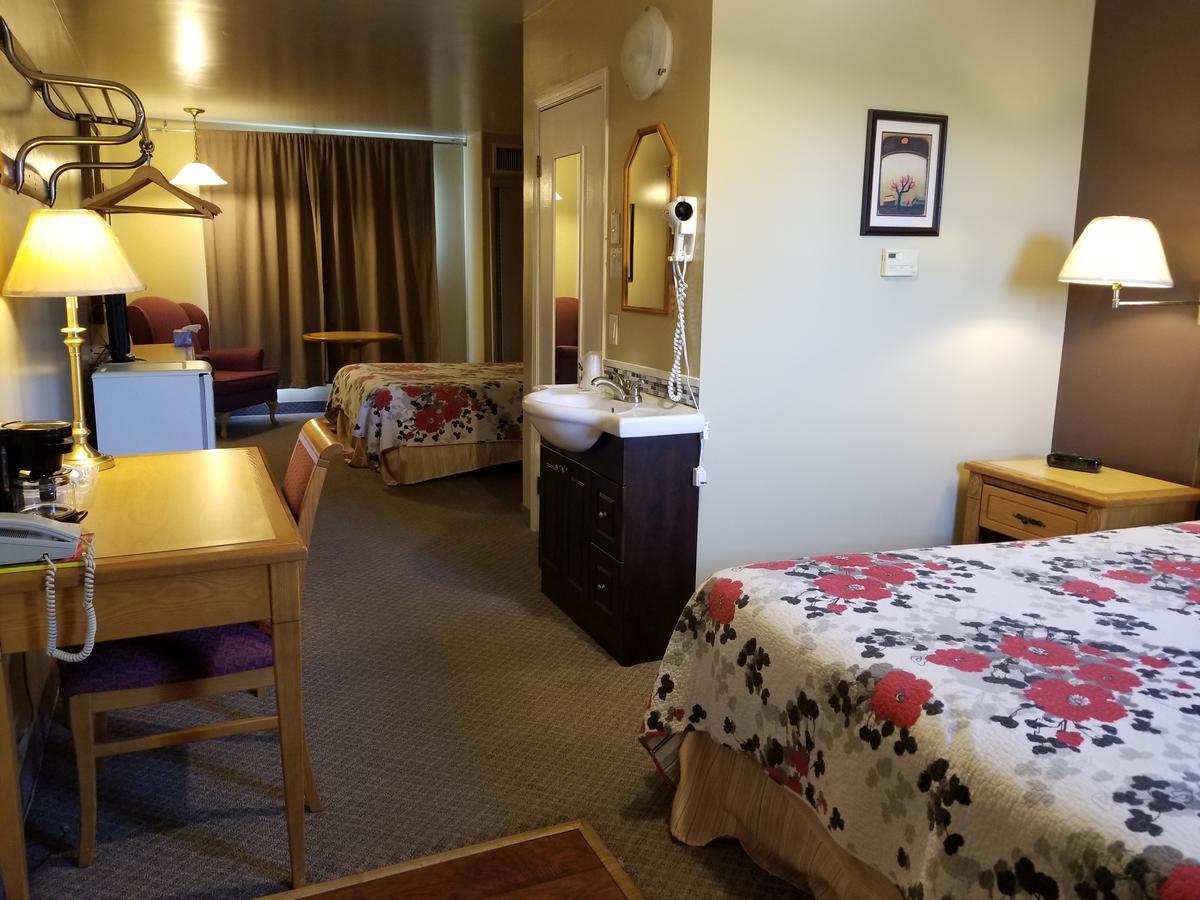 Knights Inn Вудсток Экстерьер фото