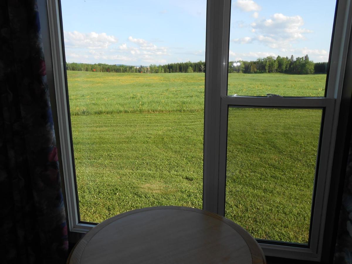 Knights Inn Вудсток Экстерьер фото
